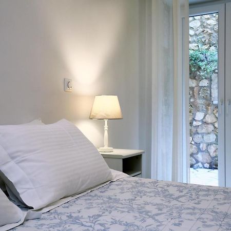 Áyios Nikítas Wild Sea Apartments מראה חיצוני תמונה