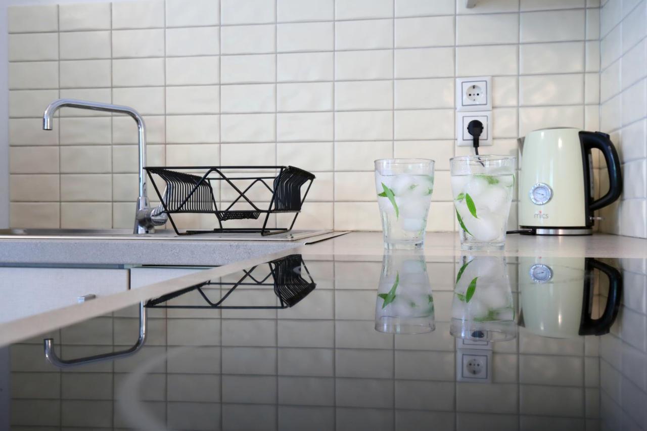 Áyios Nikítas Wild Sea Apartments מראה חיצוני תמונה